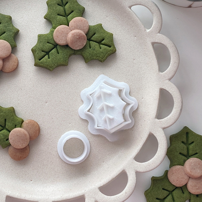 1 Set Holly Leaf Biscuit Mold