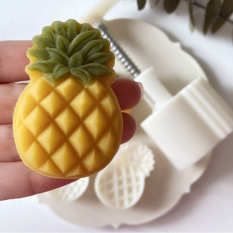 2 Piece Set Pineapple Shaped Mooncake Mold