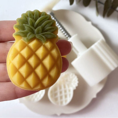 2 Piece Set Pineapple Shaped Mooncake Mold