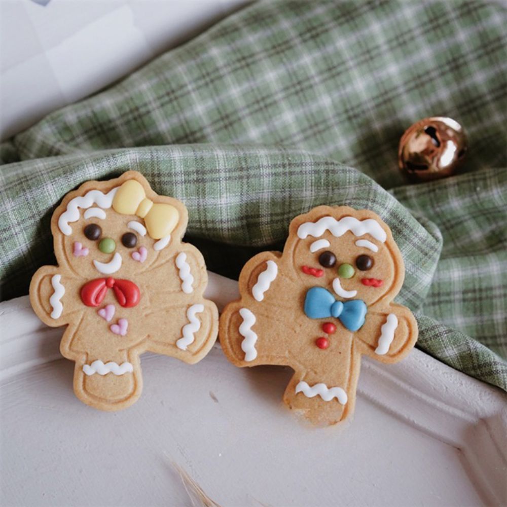 2 Pieces Christmas Gingerbread Shape Cookie Mold