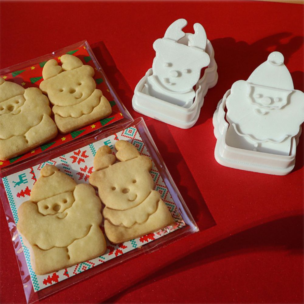 2 Pieces Santa And Reindeer Biscuit Cookie Plunger