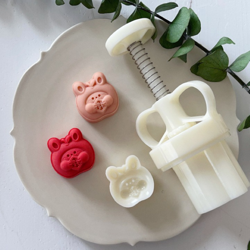 Apple Shape Bunny Mooncake Mold