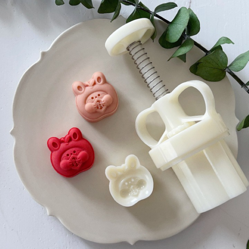 Apple Shape Bunny Mooncake Mold