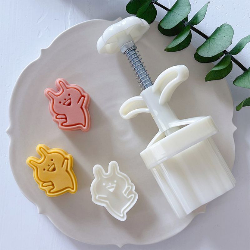 Mini Dancing Rabbit Shape Mold