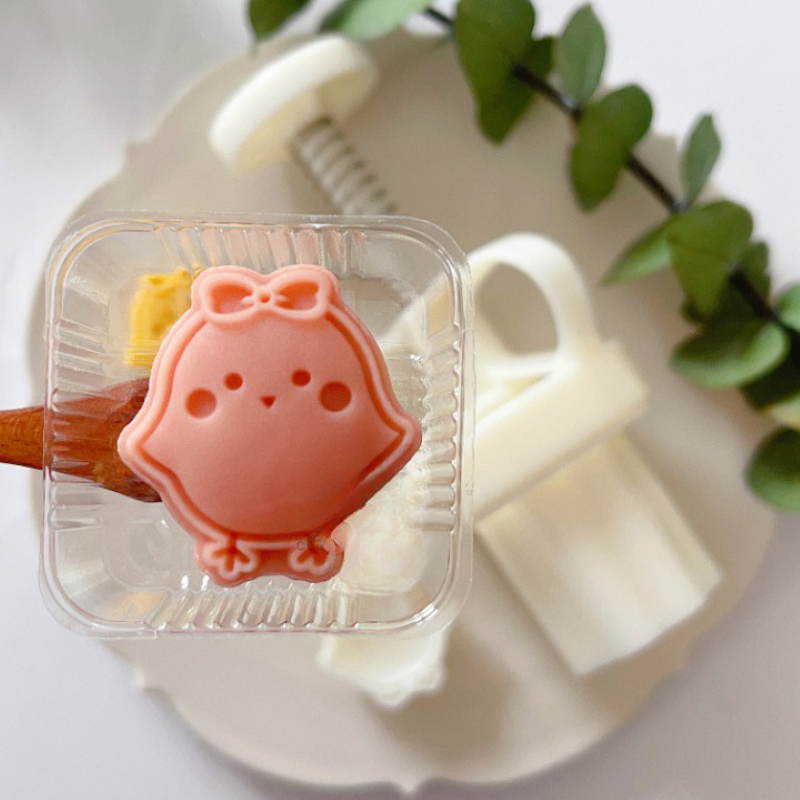 Mini Chick Pattern Shape Mooncake Mold