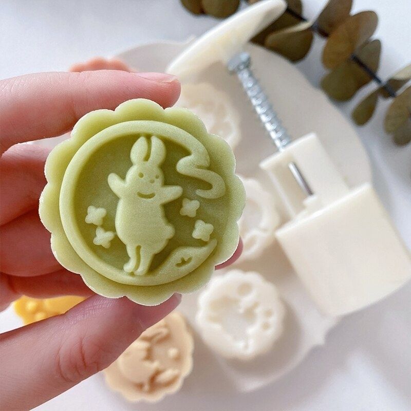 Rabbit Dancing Shape Mooncake Mold