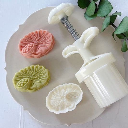 Traditional Lotus Leaf Mooncake Mold