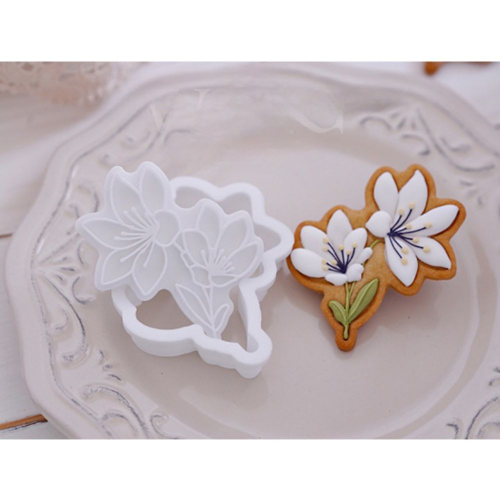 Tulip Shaped Frosted Biscuit Mold