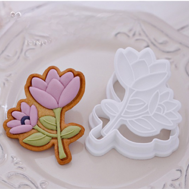 Tulip Shaped Frosted Biscuit Mold