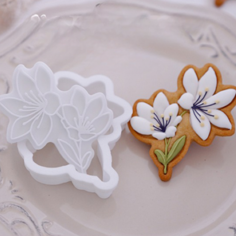 Tulip Shaped Frosted Biscuit Mold