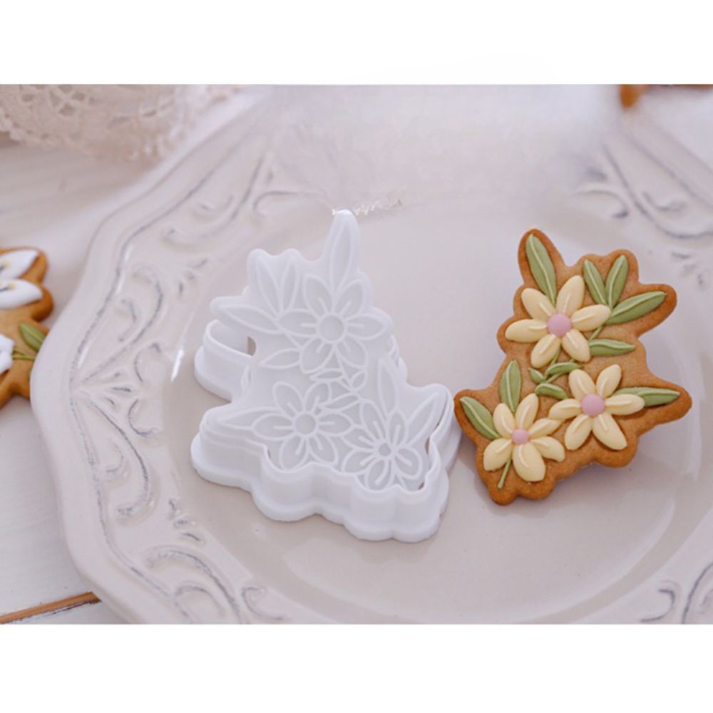 Tulip Shaped Frosted Biscuit Mold