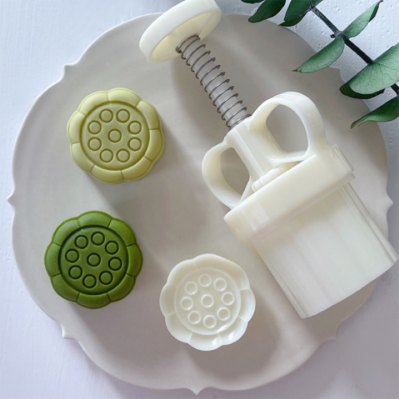 Royal Style Lotus Seed Mooncake Mold