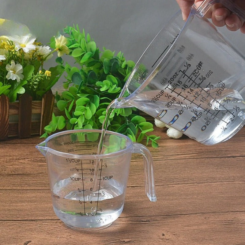 High Quality Plastic Measuring Cup