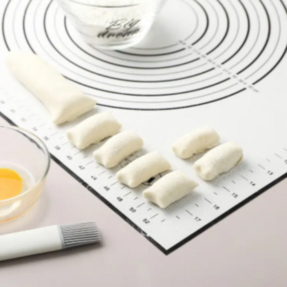 Non-Stick Appearance Silicone Kneading Pad